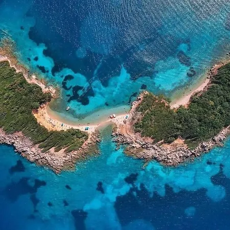 Luxury Sea View ساراندا